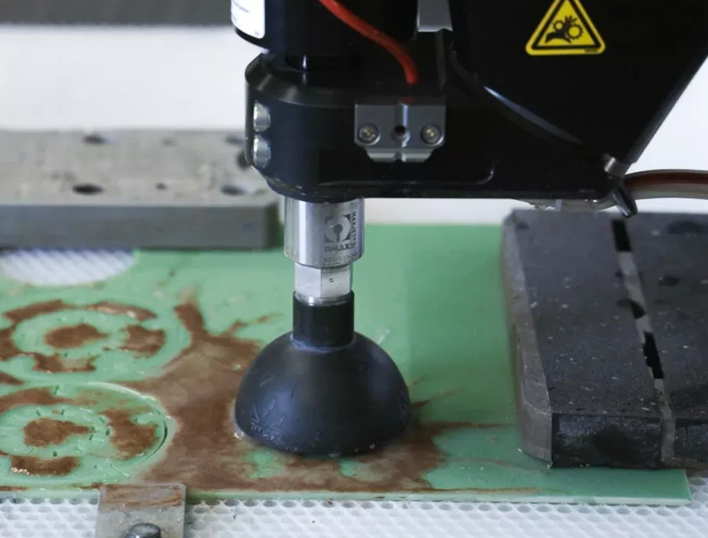 Live cutting