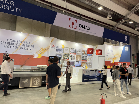 Image of Showroom floor at Marmomac
