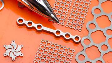 Medical Shops Discover Waterjet Machining Versatility and Accuracy.jpg