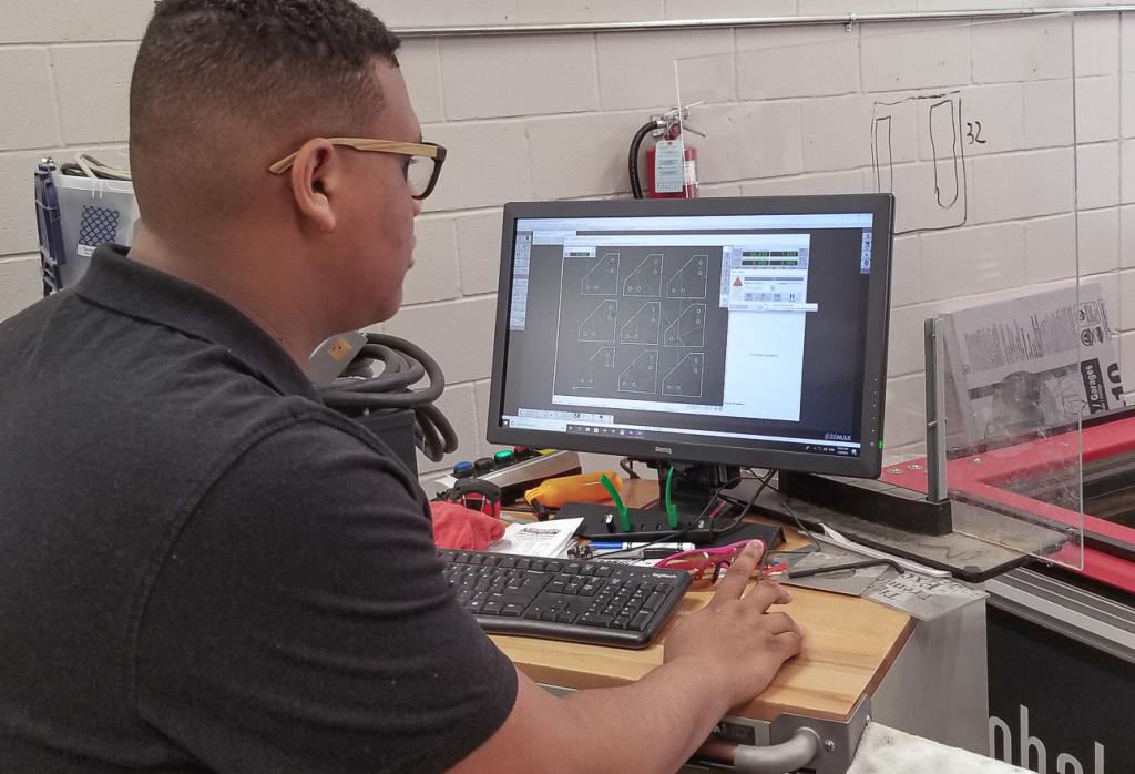 Smart waterjet-specific software